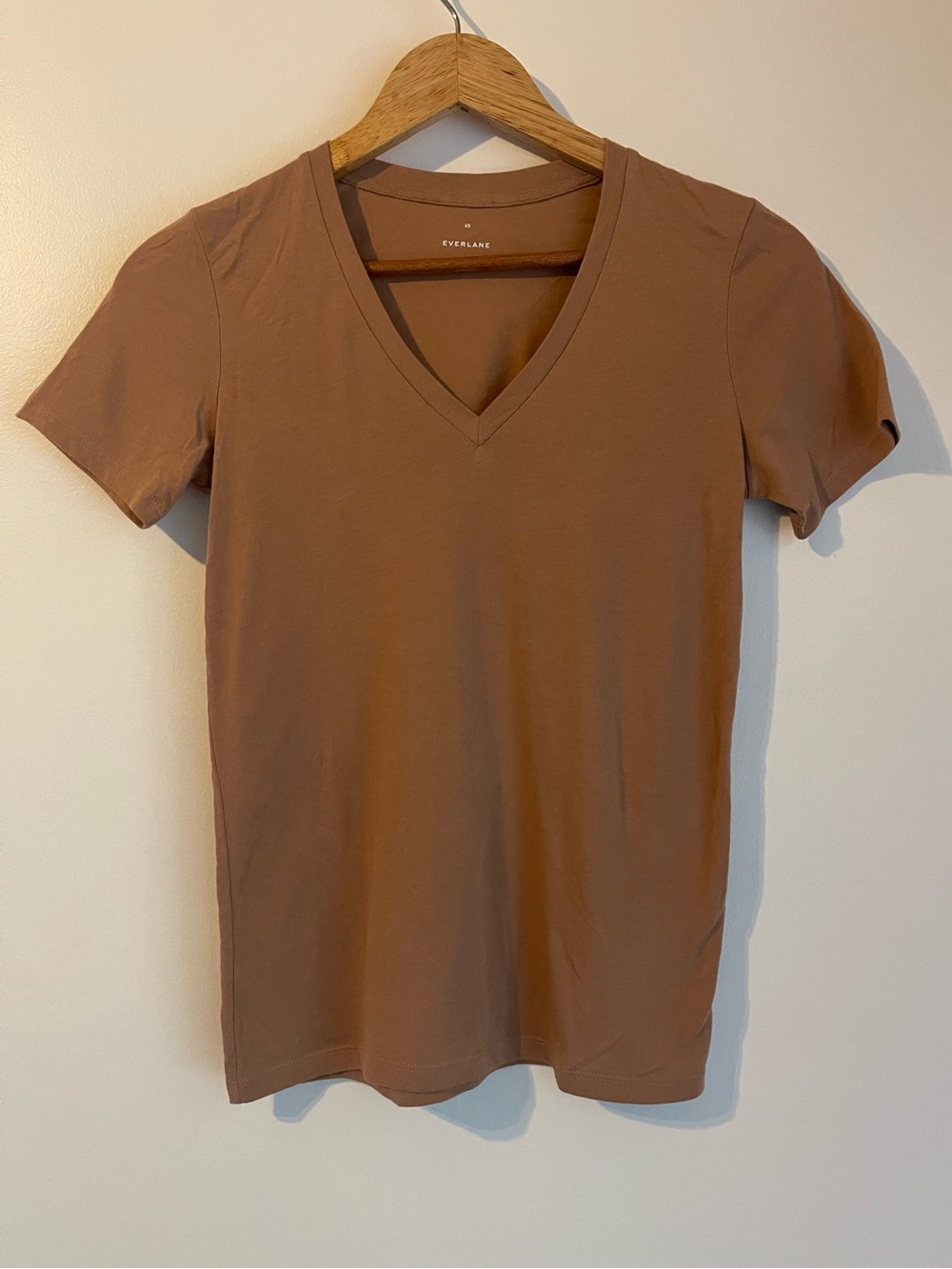 Everlane The Organic Cotton Slim V-Neck Tee Chestnut Brown Warm Tan Size XS